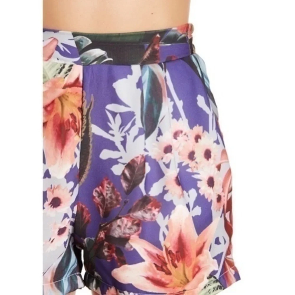 💫Romeo & Juliet Couture | Floral Shorts.